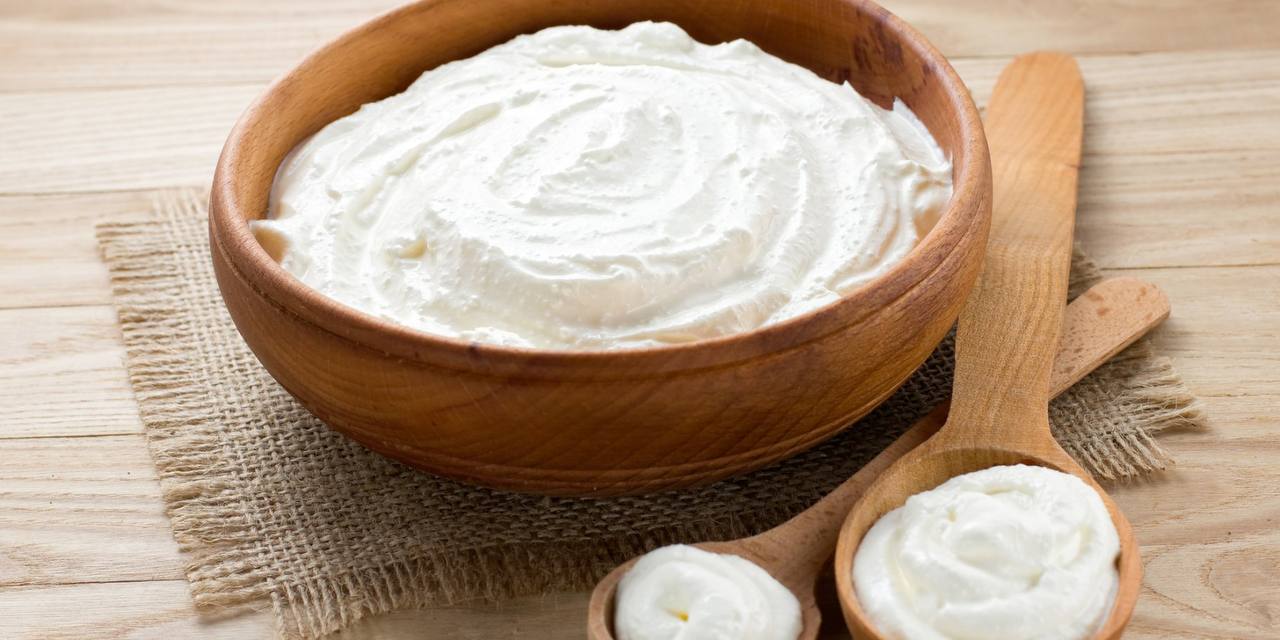El queso crema con kéfir es una alternativa saludable al queso normal.